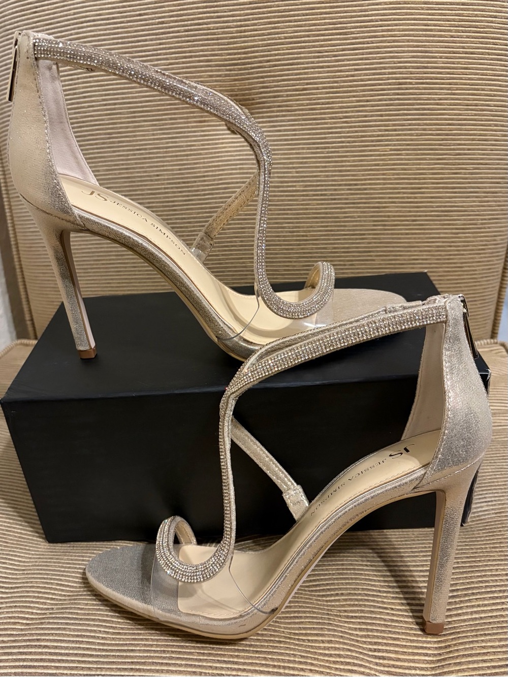 NWT JS Jessica Simpson Jorinda Women’s Open Toe Embellished Stilettos - Size 7.5